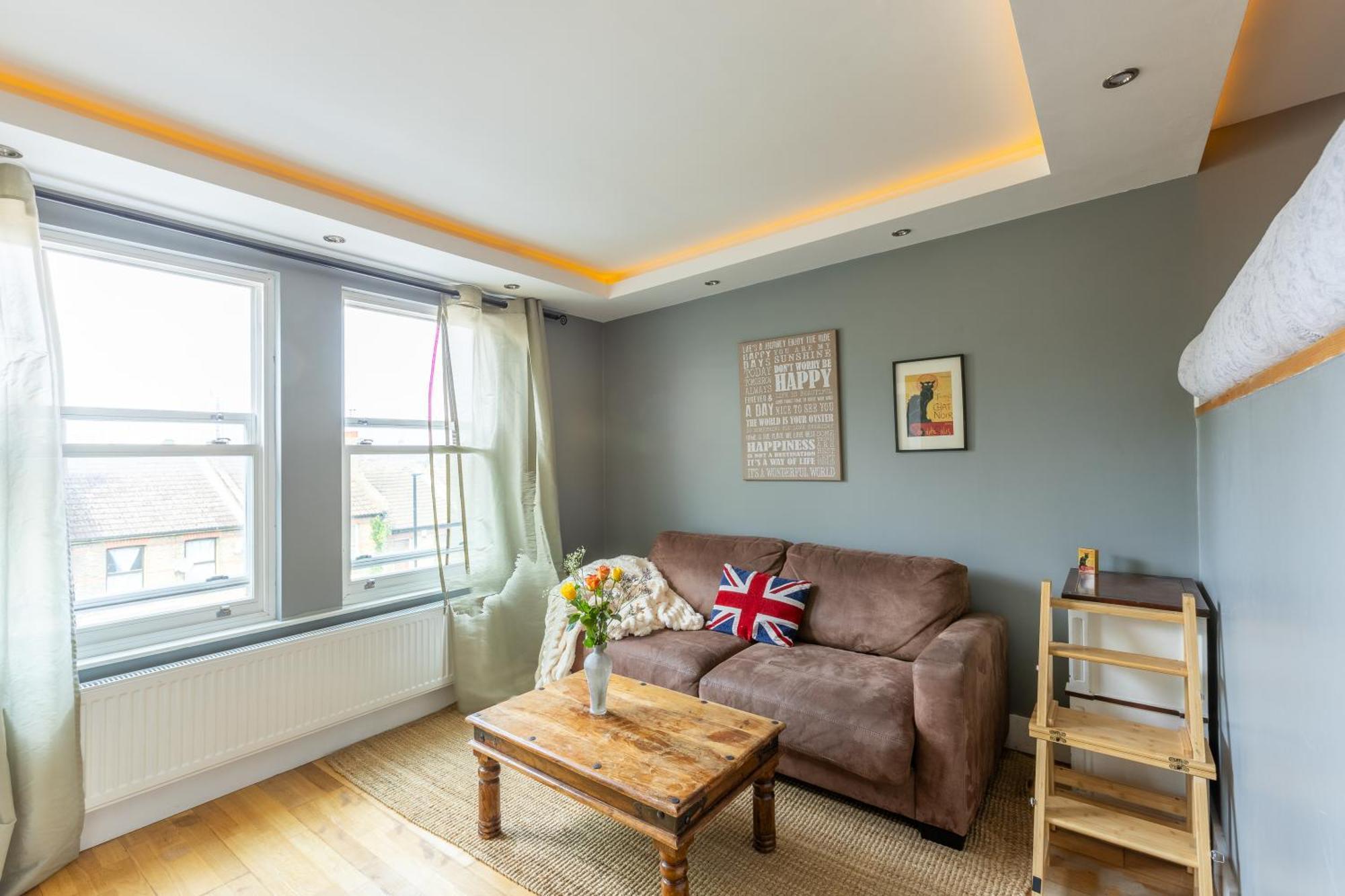 פלמסטד Traditional English 4 Bedroom Home In Greenwich מראה חיצוני תמונה